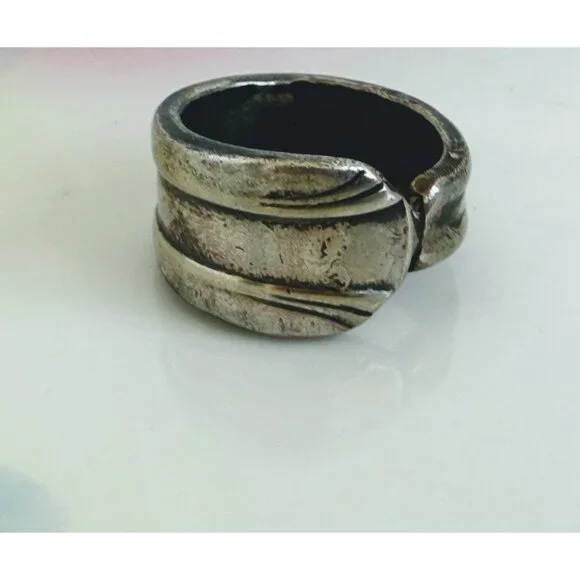 Vintage 60's Sterling Silver Spoon Ring 12.5 grams Size 8.5 - Picture 6 of 11